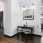 Sea Pearl Center Apartman *